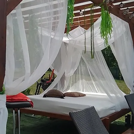 Apartamento Smestaj Sa Bazenom Sunny Hill *