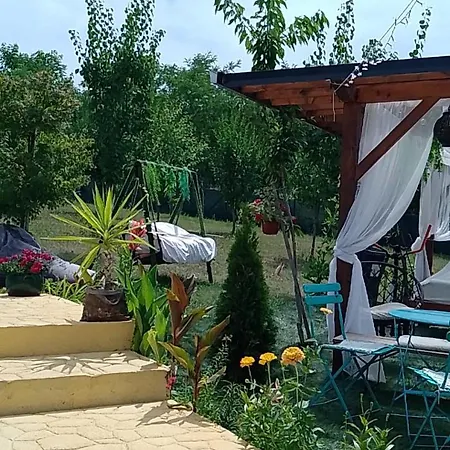 Apartamento Smestaj Sa Bazenom Sunny Hill