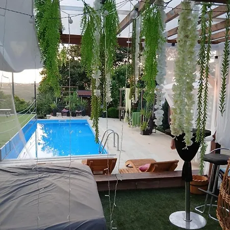 Smestaj Sa Bazenom Sunny Hill