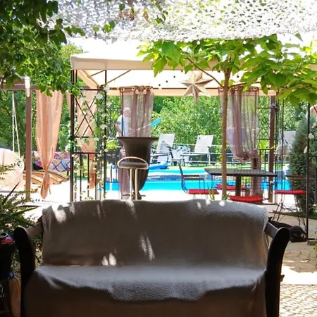 Smestaj Sa Bazenom Sunny Hill