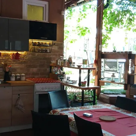 Apartamento Smestaj Sa Bazenom Sunny Hill