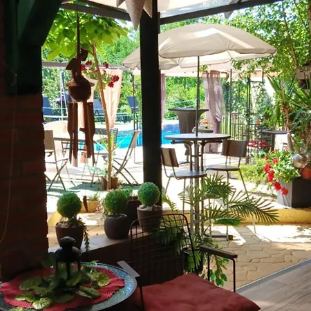 Apartamento Smestaj Sa Bazenom Sunny Hill *