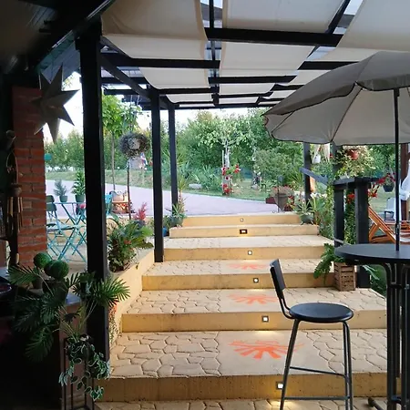 Apartamento Smestaj Sa Bazenom Sunny Hill