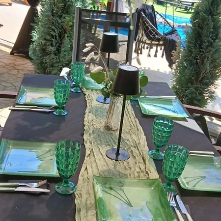 Apartment Smestaj Sa Bazenom Sunny Hill Smederevska Palanka