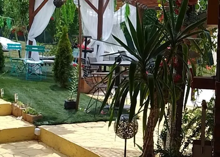 Smestaj Sa Bazenom Sunny Hill Apartment *