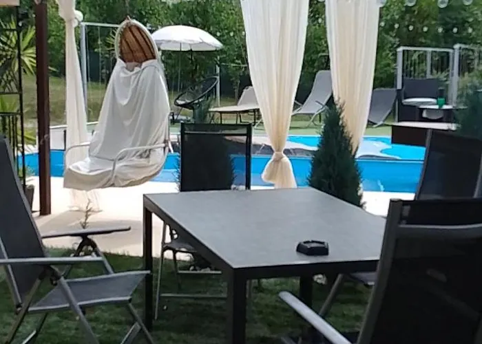 Smestaj Sa Bazenom Sunny Hill