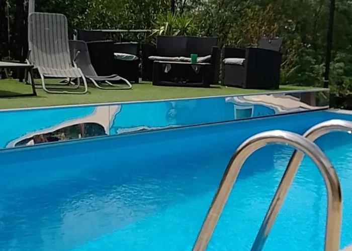 Smestaj Sa Bazenom Sunny Hill Smederevska Palanka