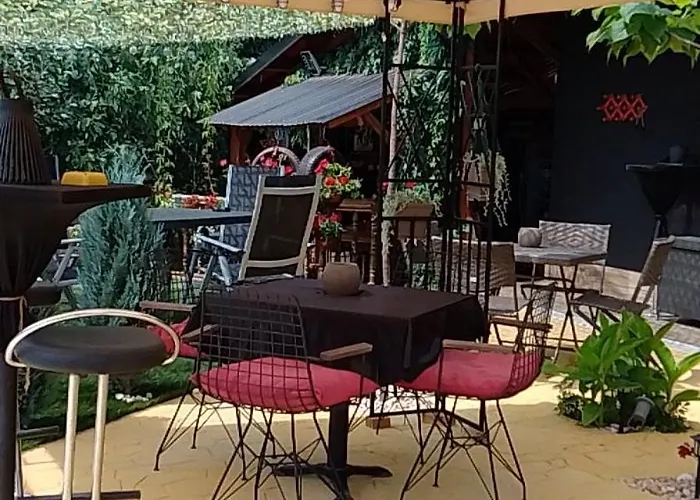 Smestaj Sa Bazenom Sunny Hill *