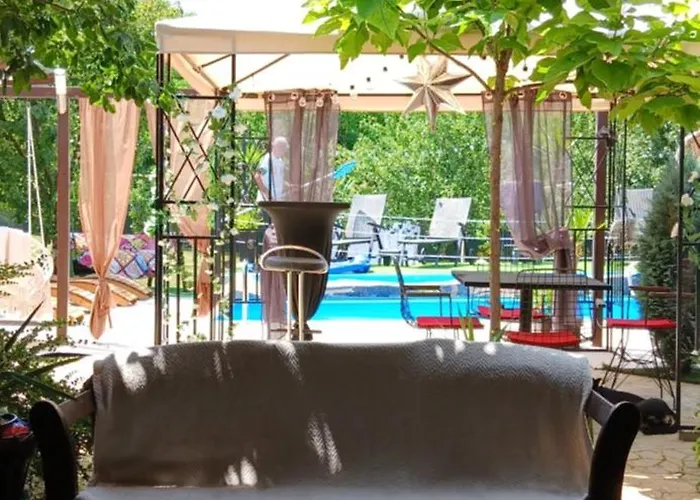 Smestaj Sa Bazenom Sunny Hill