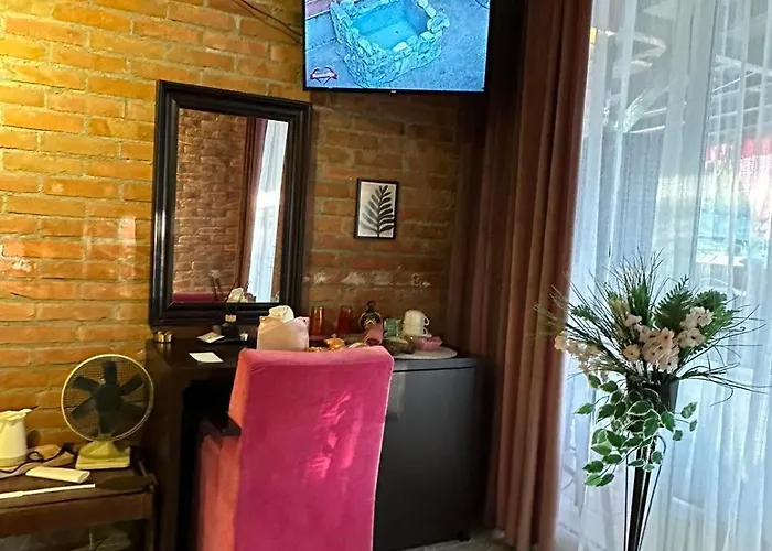 Smestaj Sa Bazenom Sunny Hill Apartment